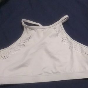 Victoria high neck sport bra